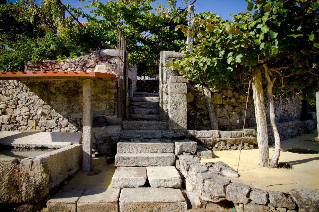 Апартаменты Casa Na Quinta De Valinhas Vitorino dos Piaes Экстерьер фото